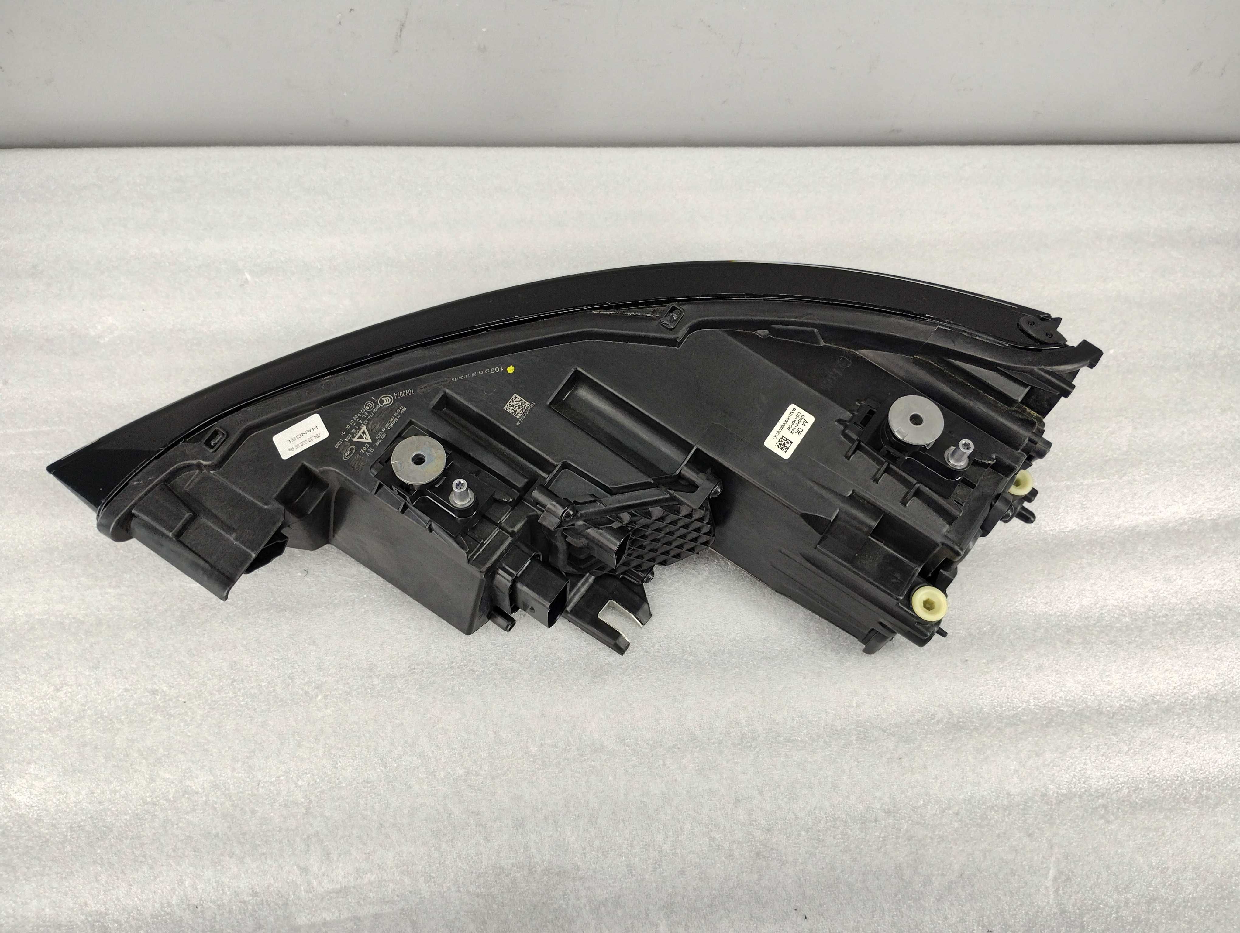 Lampa Reflektor Prawy Audi A1 8XA LIFT XENON EU! NOWA!