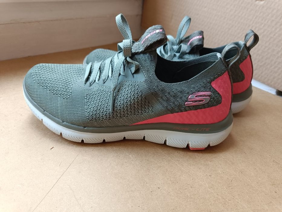 Sneakersy Skechers Dual-Lite, rozmiar 37