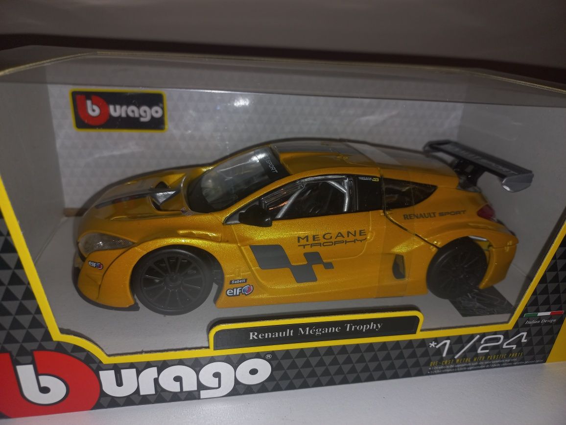 Bburago Renault Megane Trophy, skala 1:24