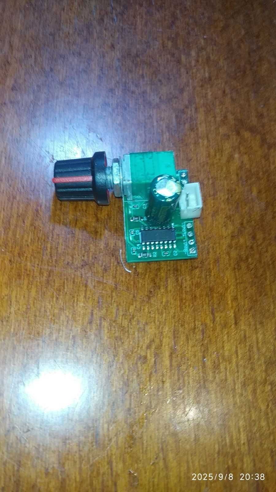 Плата усилителя PAM8403,TDA2822, TP5299P, F4558,TDA7388