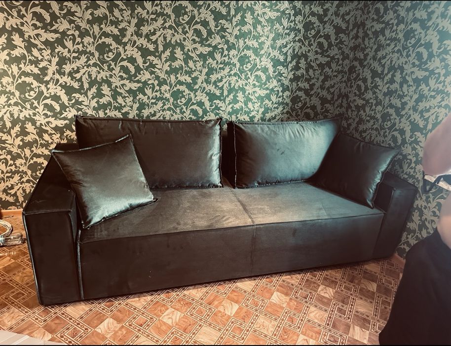 Продам диван 2500 х 970 х 980