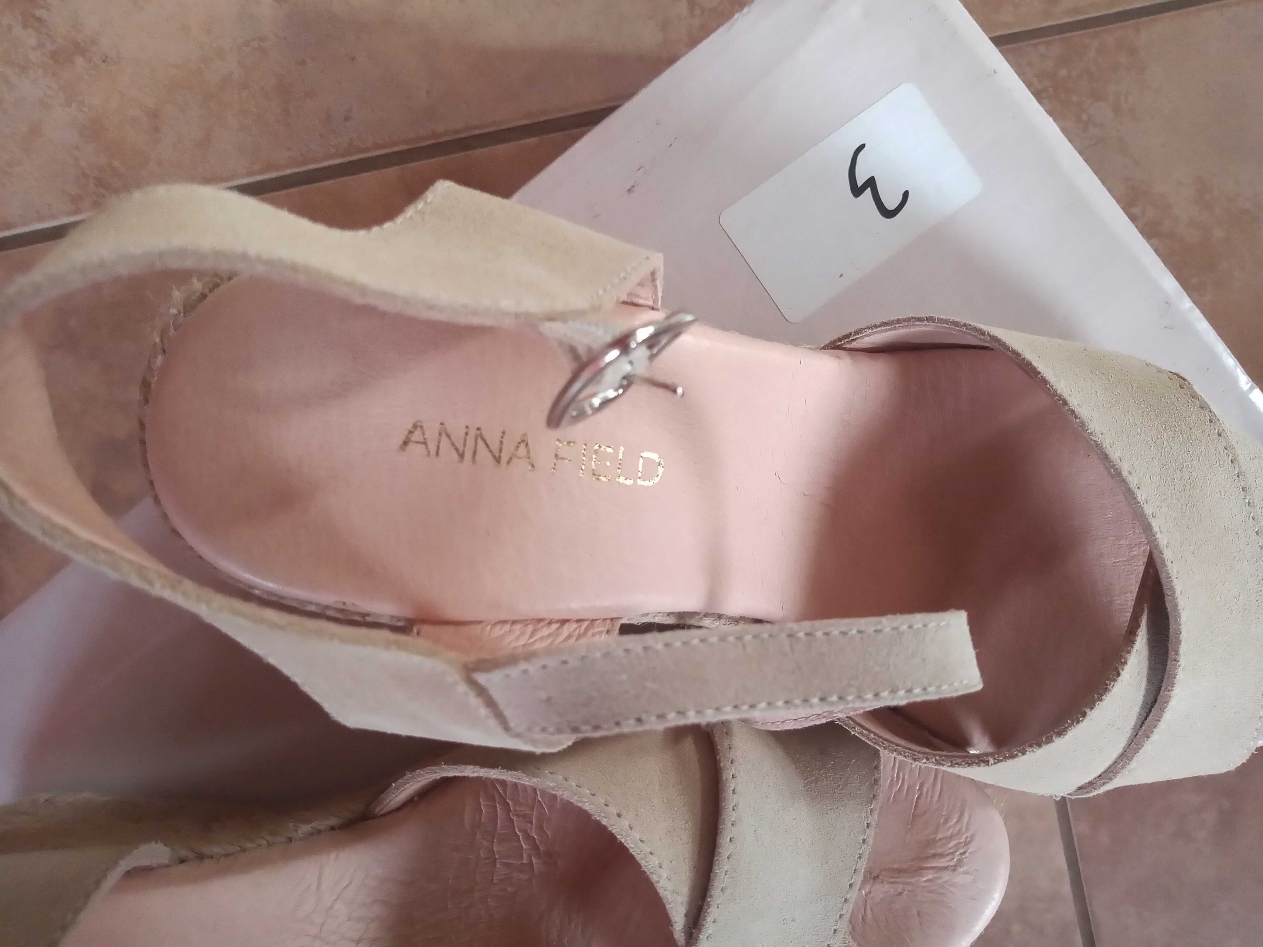 Espadryle na koturnie firmy Anna Field rozmiar39