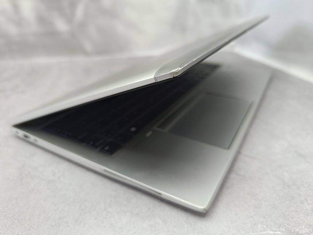 Сенсорний ноутбук HP EliteBook 850 G7/i5-10310U/32/256/15.5 " Full HD
