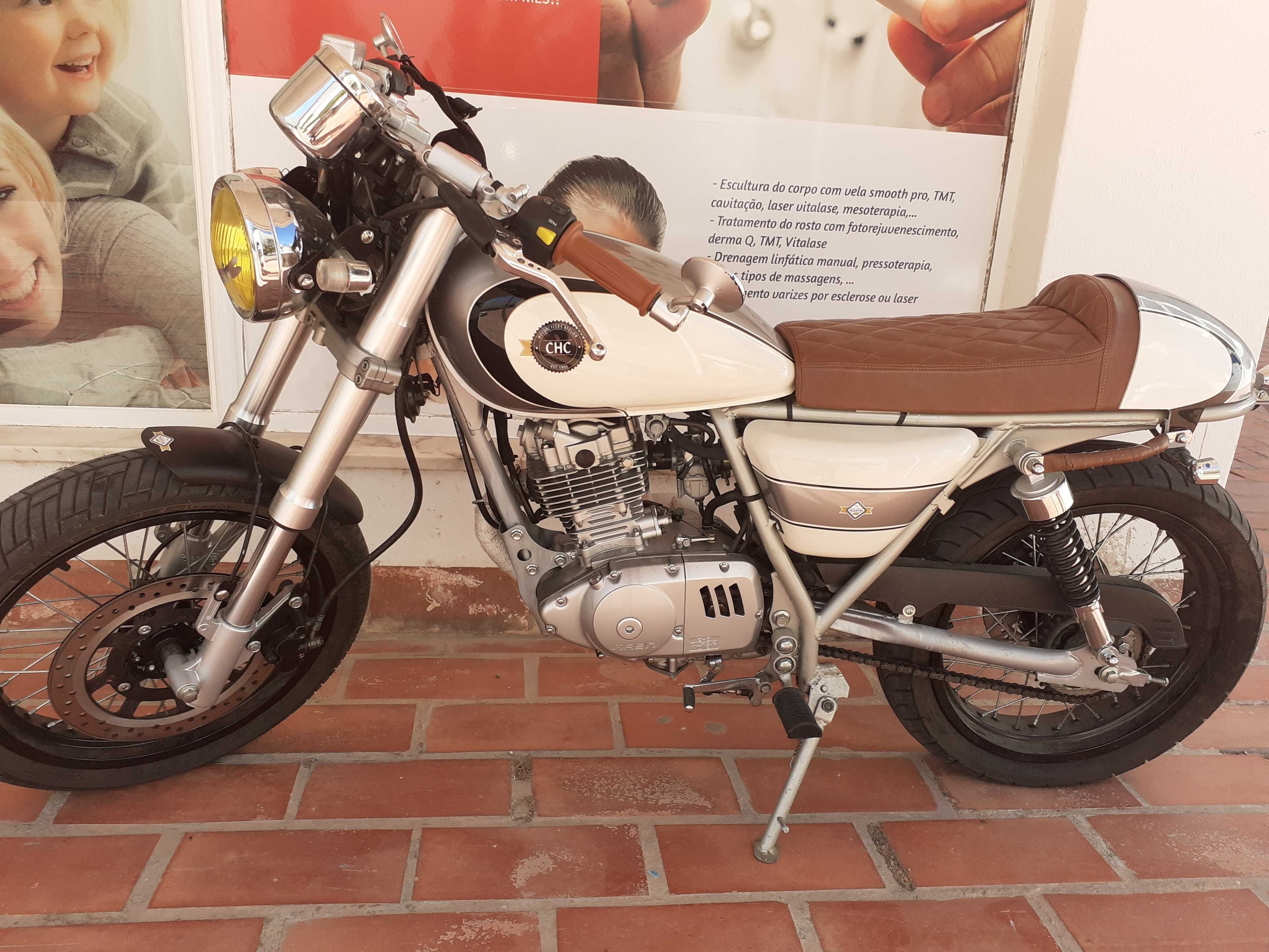 Mota 125 cafe racer