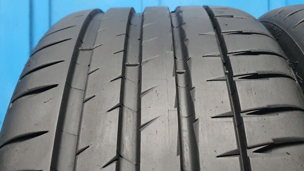 225/35 R19 Michelin Pilot Sport 4S ! Rok 2022