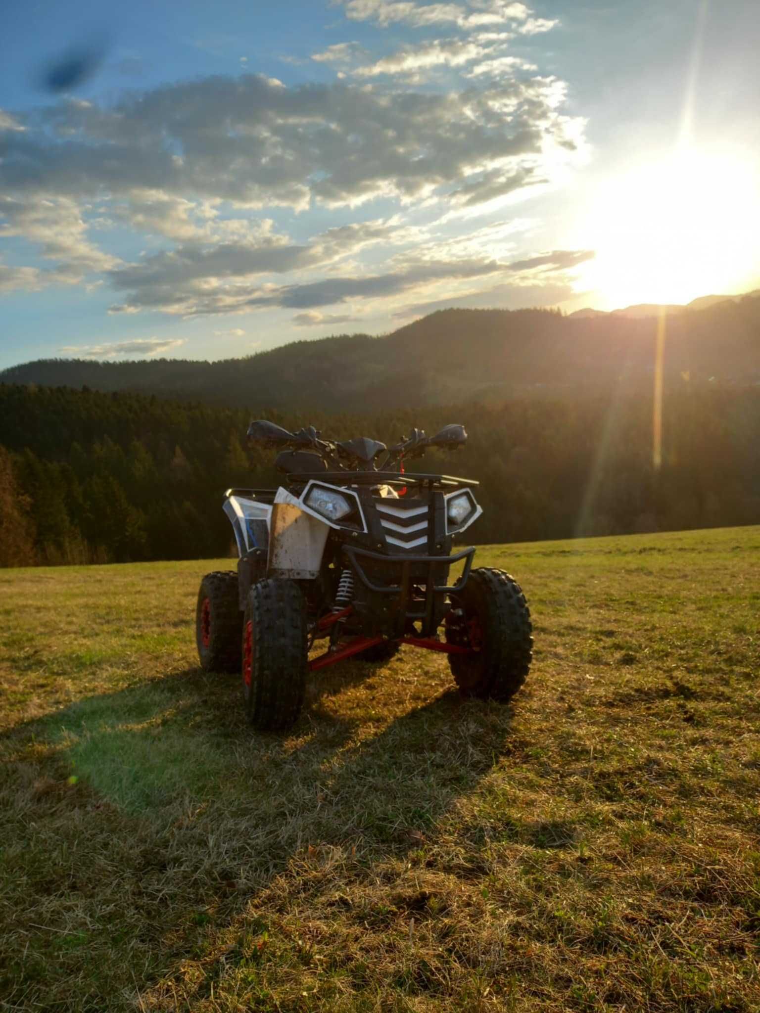 Quad Asix Comander 125