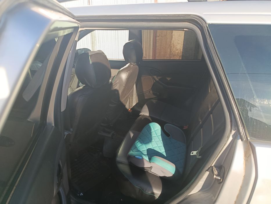 Форд фокус 1  покоління