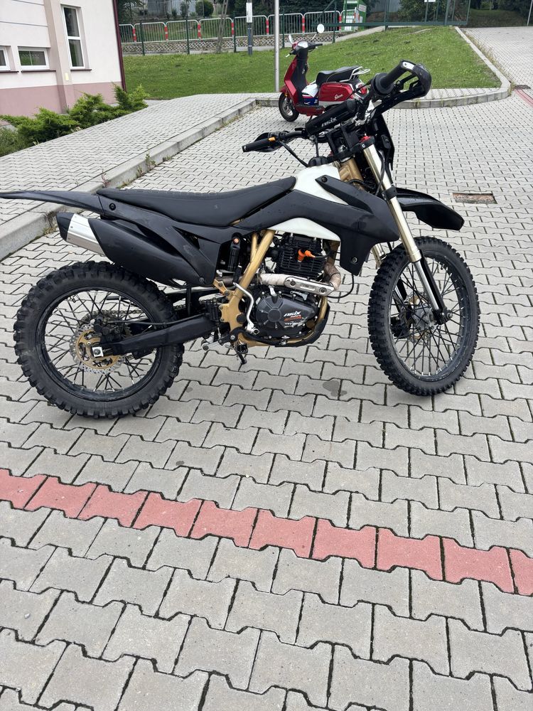 SprzedamAsix300cc