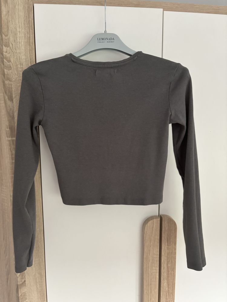 Szary crop top sinsay