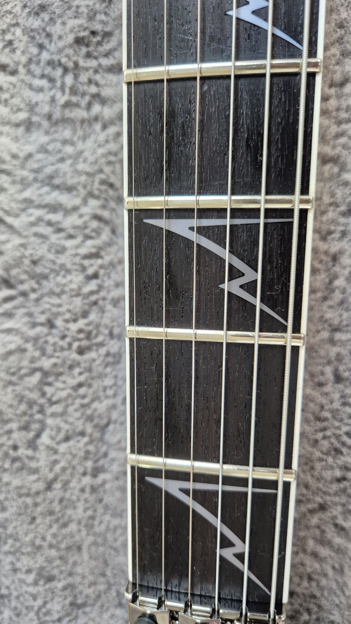 Ibanez Prestige RG 550z