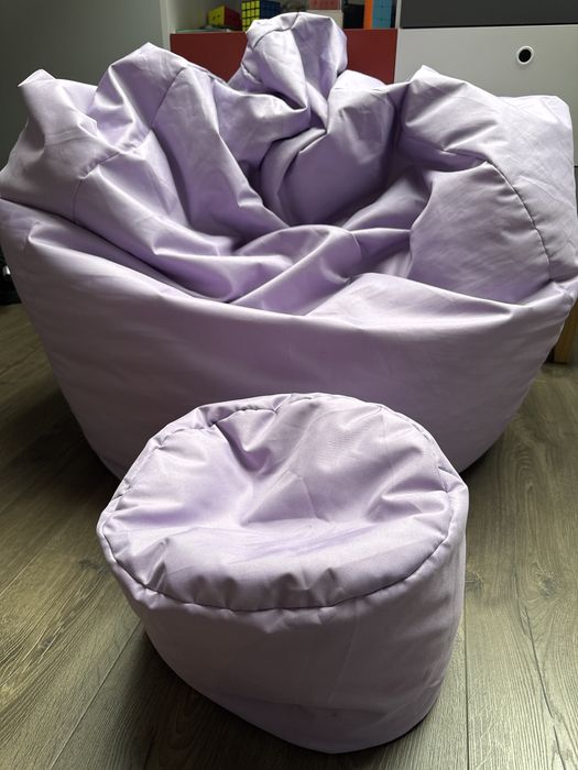 Pufa XL z podnóżkiem