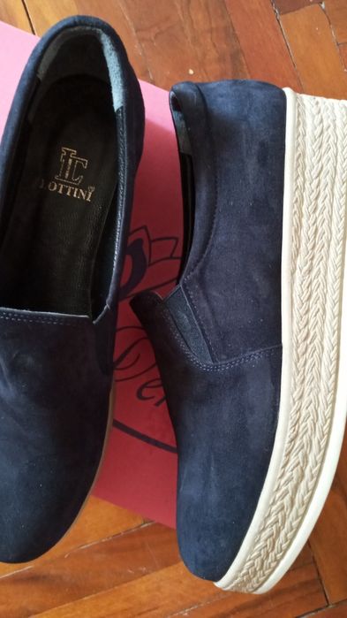 Продам ТУФЛИ Женские Италия 40 размер, натуральный нубук