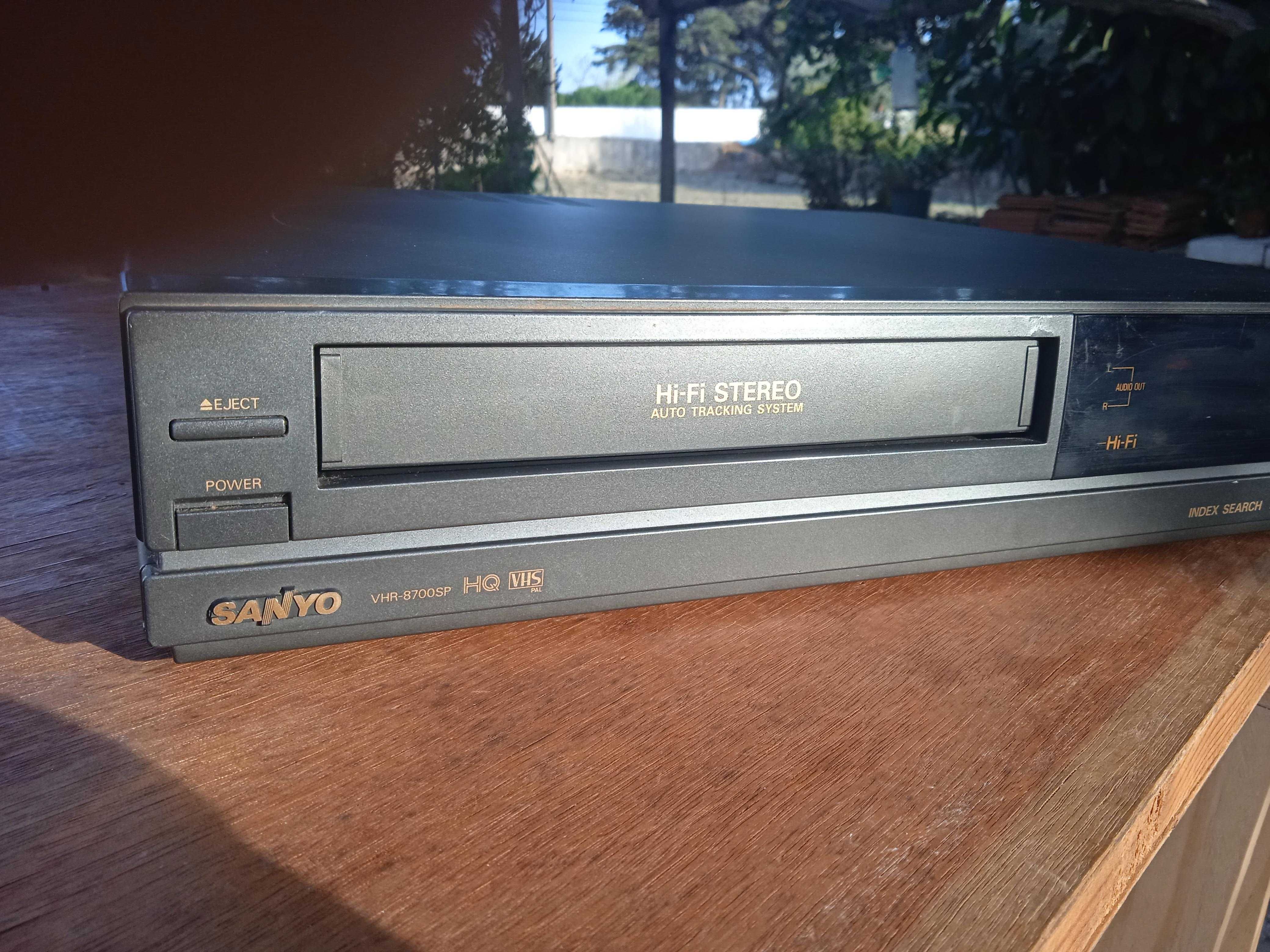 Leitor Gravador VHS Sanyo VHR-8700VHR