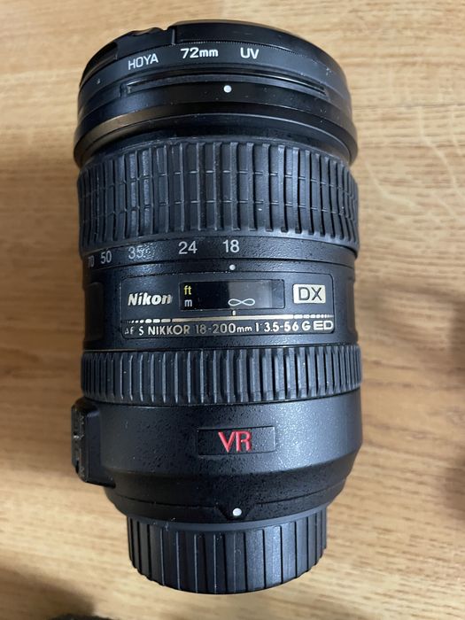 Nikon D90  Nikon Nikkor AF-S DX 18-200 mm f/3.5-5.6G IF-ED