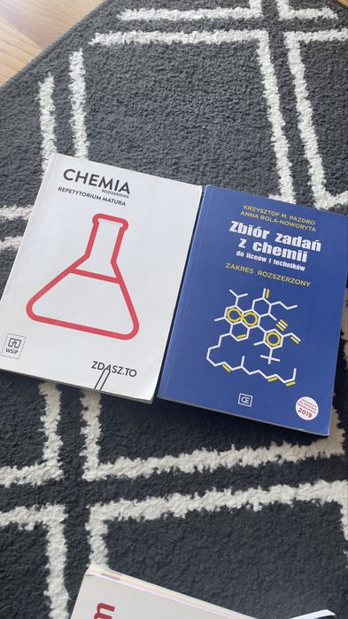 Zestaw książek repetyturium chemia biologia do matury