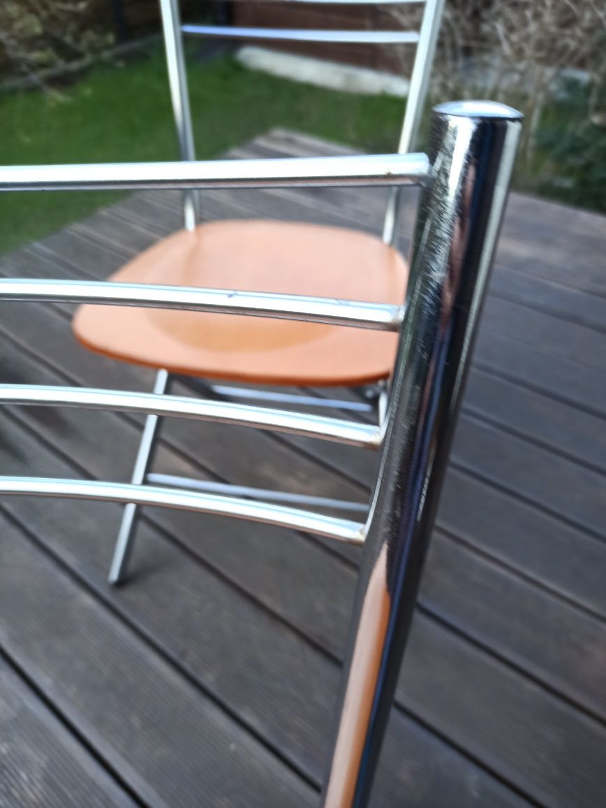 Krzesło solidne metalowe składane, dwa krzesła