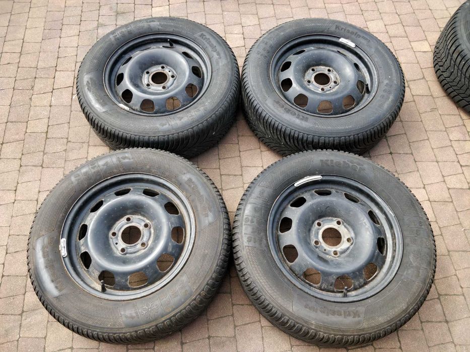 3069. Koła zimowe Dacia Duster 5x114.3 ET50 215/65/16 6mm