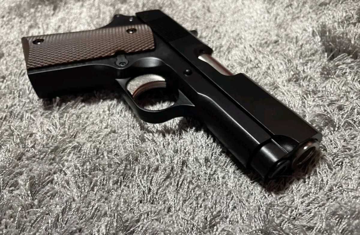 Pistola 4.5 de bbs