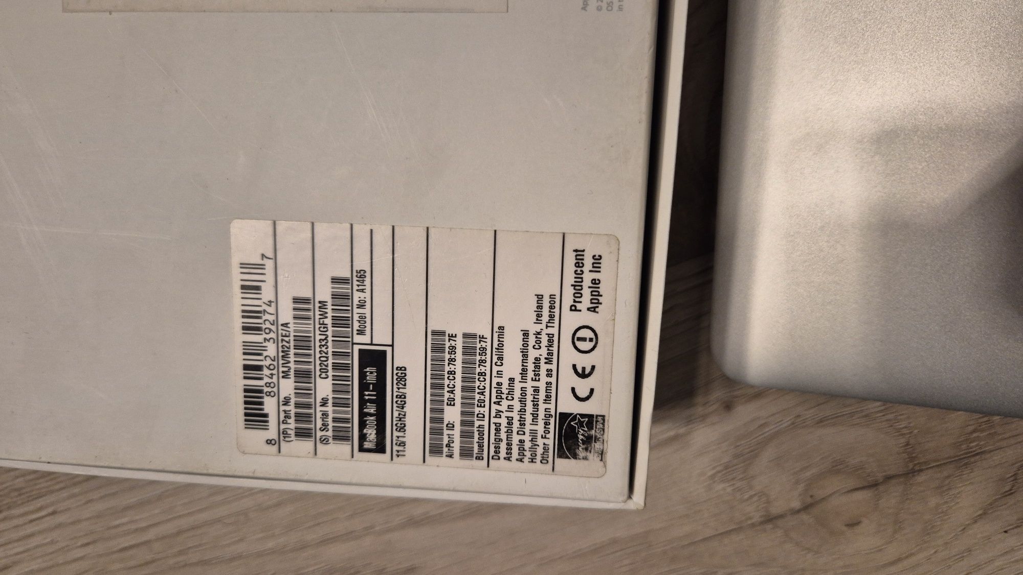 Sprzedam MacBook 11" A1465 - Stan Bardzo Dobry!