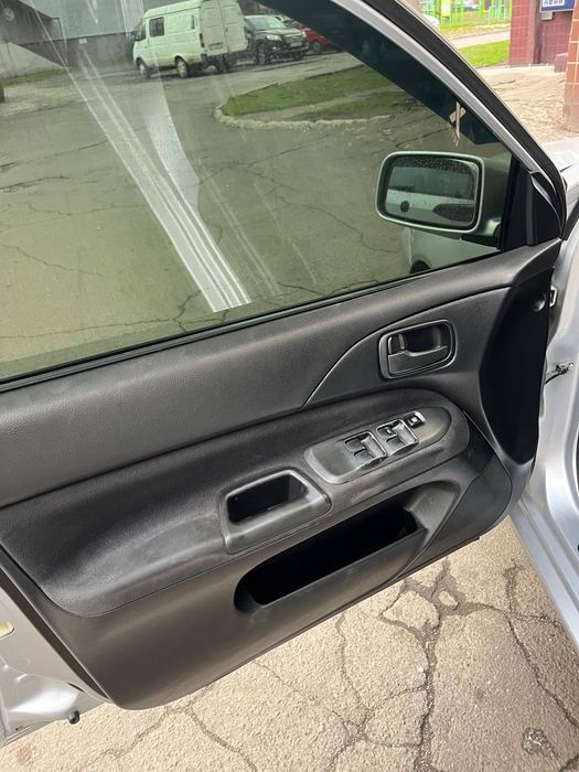 Продам Mitsubishi lancer 9