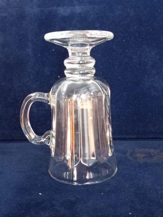 Copo de galão com asa