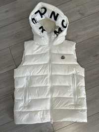 Жилетка Moncler