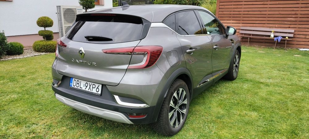 Renault Captur 1.0 Tce Techno Salon Polska orginalny mały przebieg .