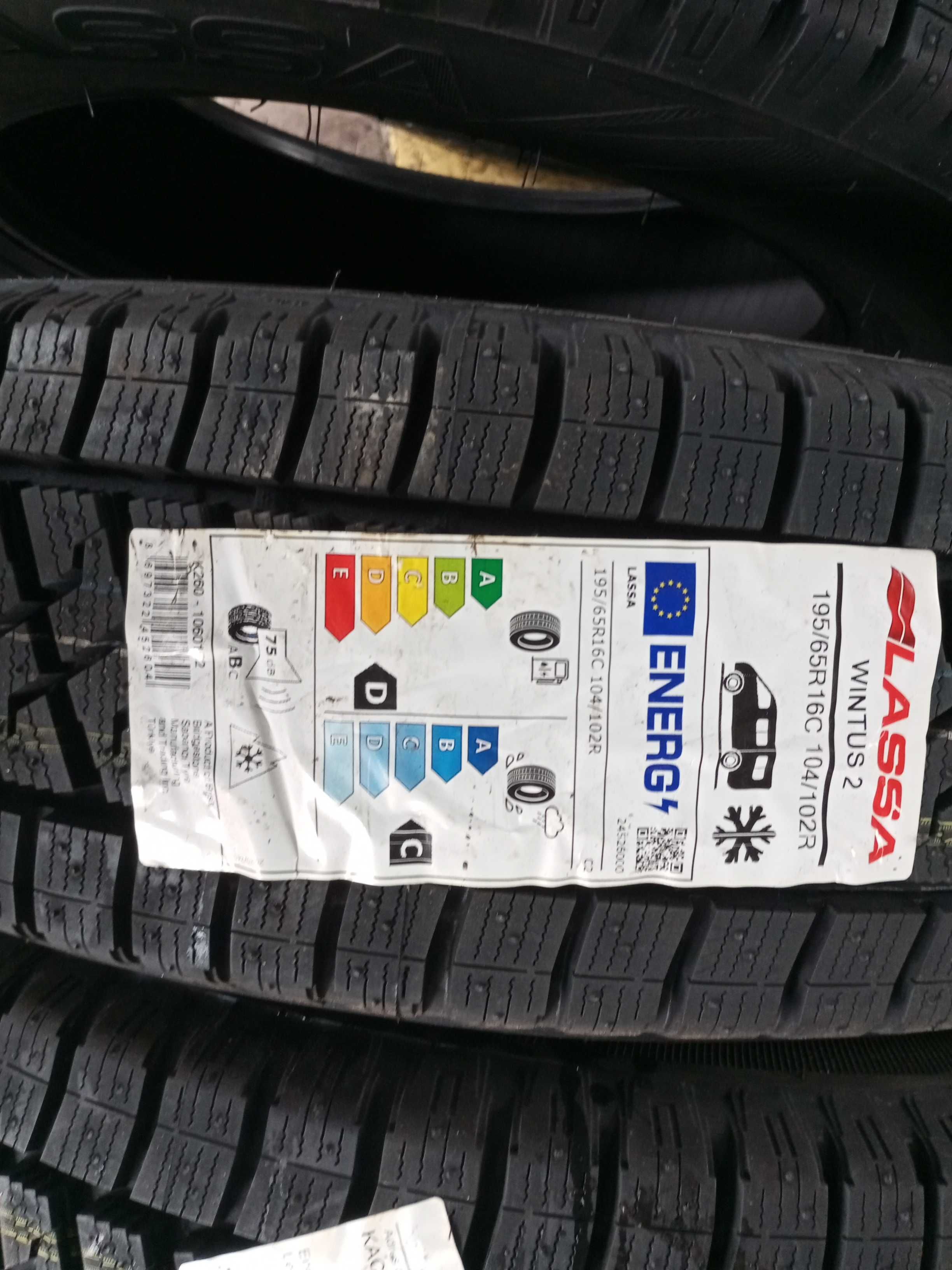 195/65R16c 23rok lassa wintus