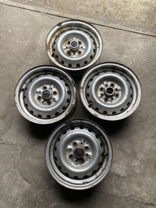 Диски R 13 4/98(100) ВАЗ, DAEWOO, рівні, без ремонтів