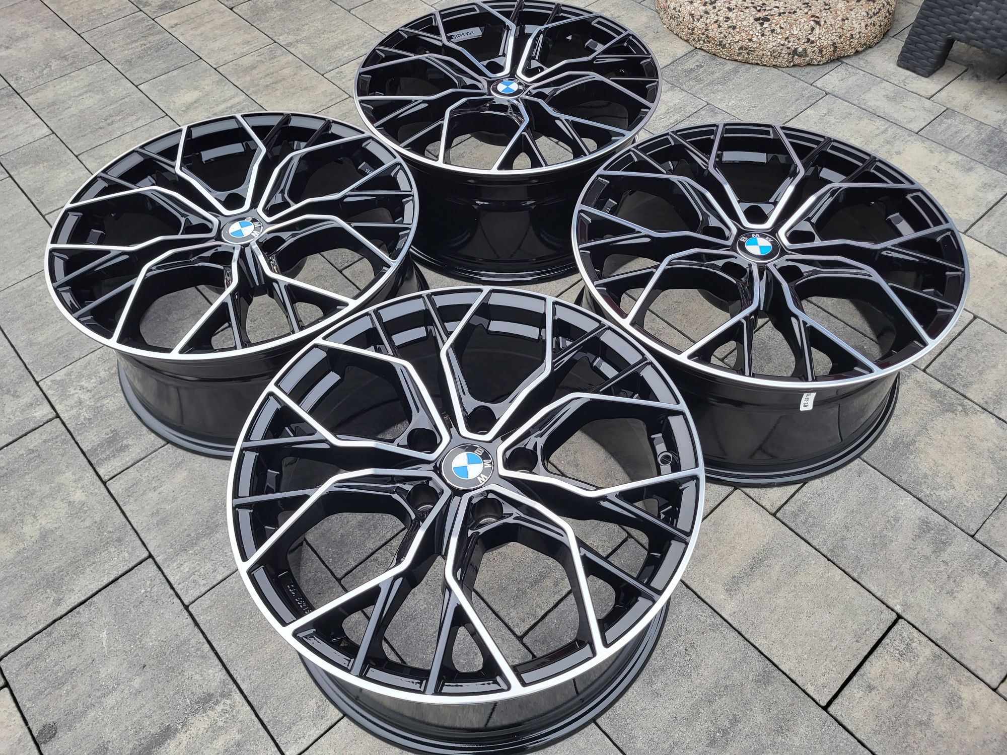 Alufelgi 18" 5x120 IS34 Bmw F30 F31 E90 E91 E92 X1 X3 NOWE!