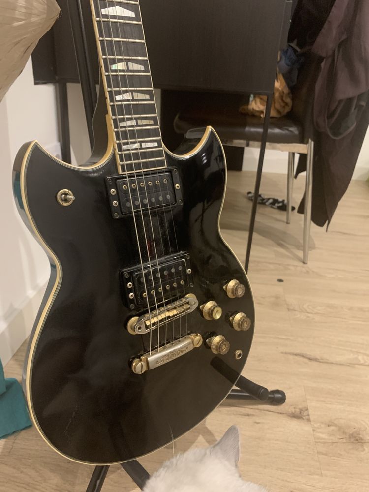Gitara Yamaha SG 1000