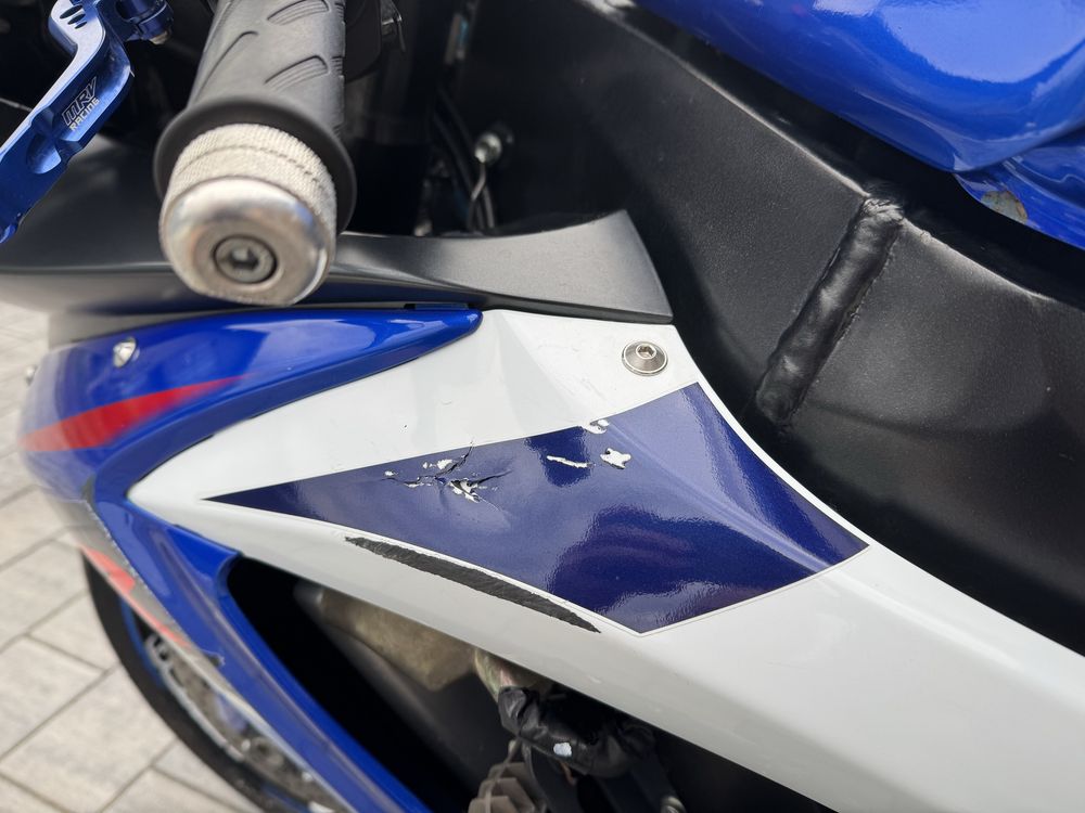 Suzuki GSXR 750 K6