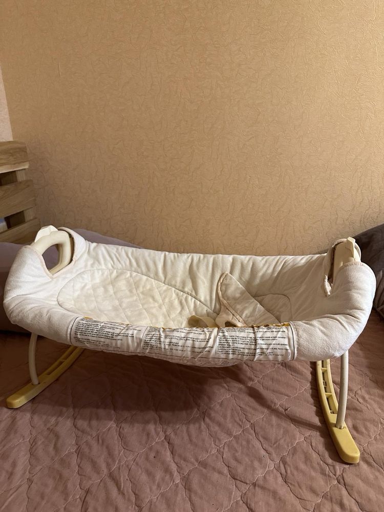 Продам детскую кровать (кроватку)
