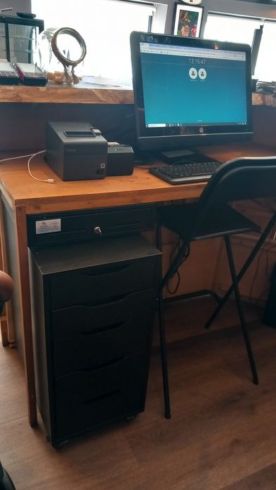 Balcão 100% madeira em L