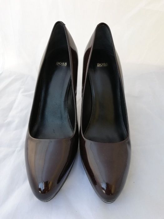 Buty czółenka szpilki Hugo Boss r. 41 ,wkł 27 cm