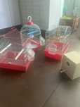 3 gaiolas e 1 ninho