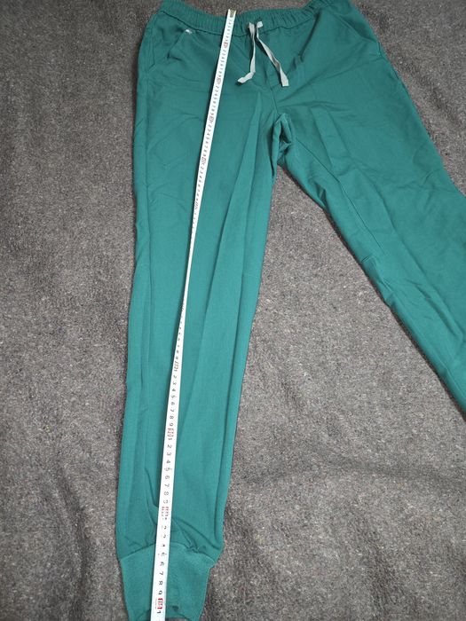 НОВІ штани медичні фірми FIGS розмір L ЗЕЛЕНІ