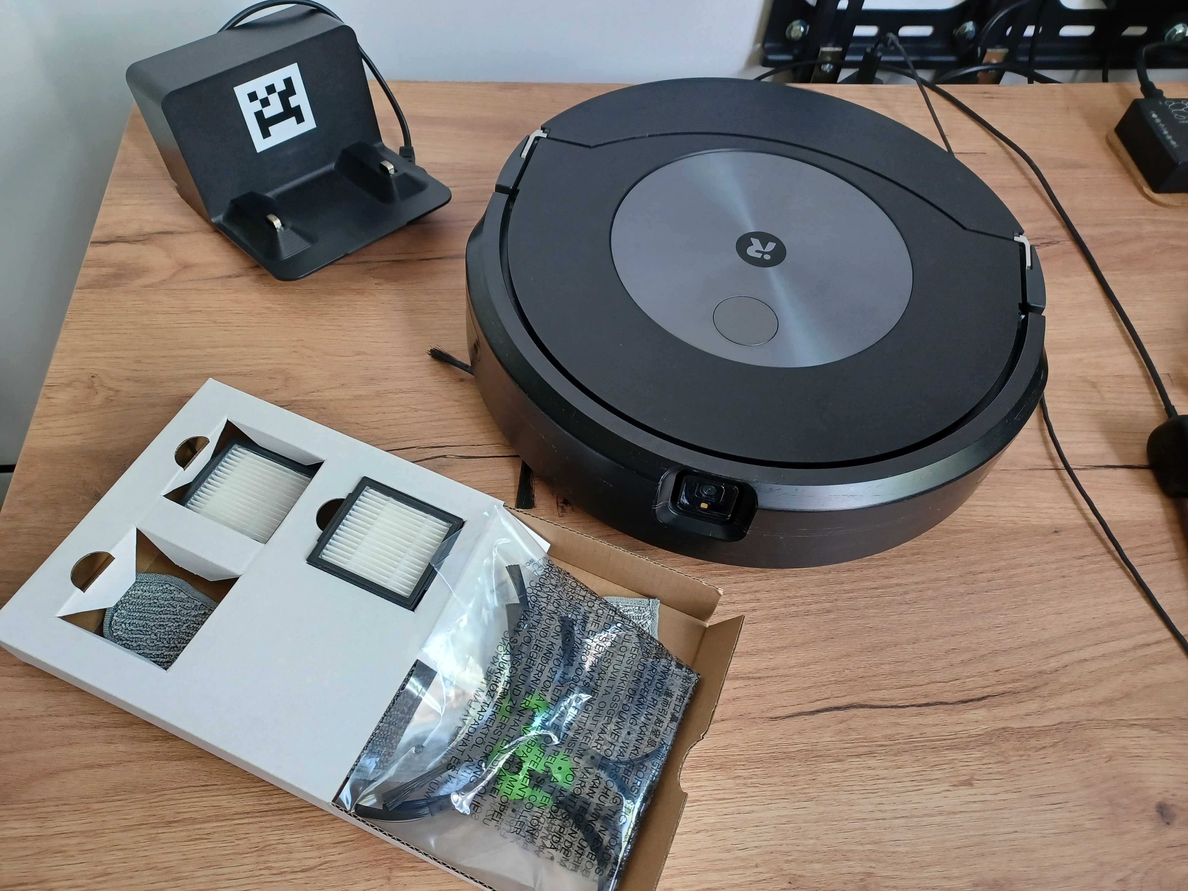 Robot Odkurzająco - Mopujący, iRobot Roomba Combo j7