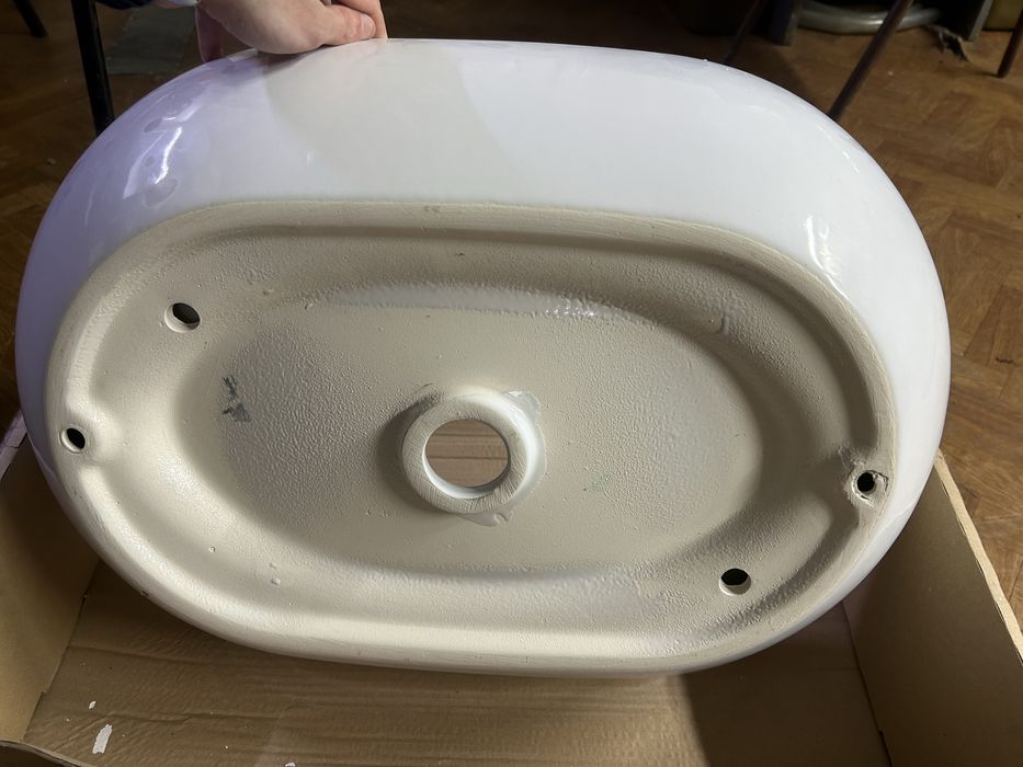 Умивальник у ванну кімнату