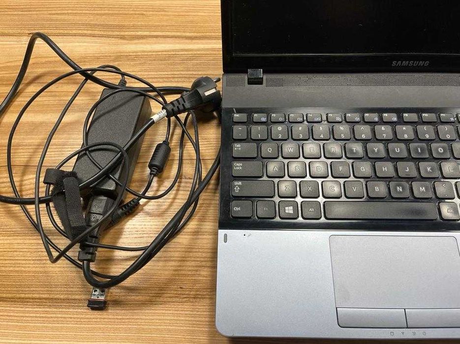 Laptop Samsung NP300E5C 15,6''