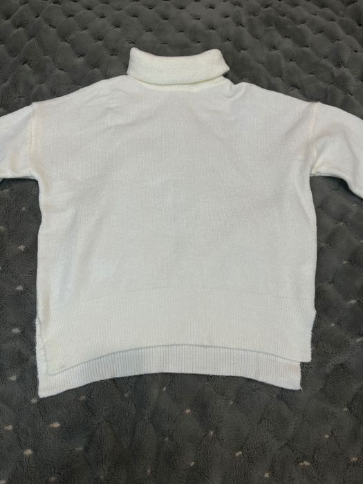 Светр жіночій оверсайз