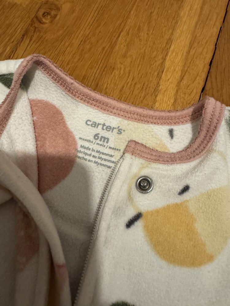 Pajacyk piżamka grubsza Carter’s ze stópkami