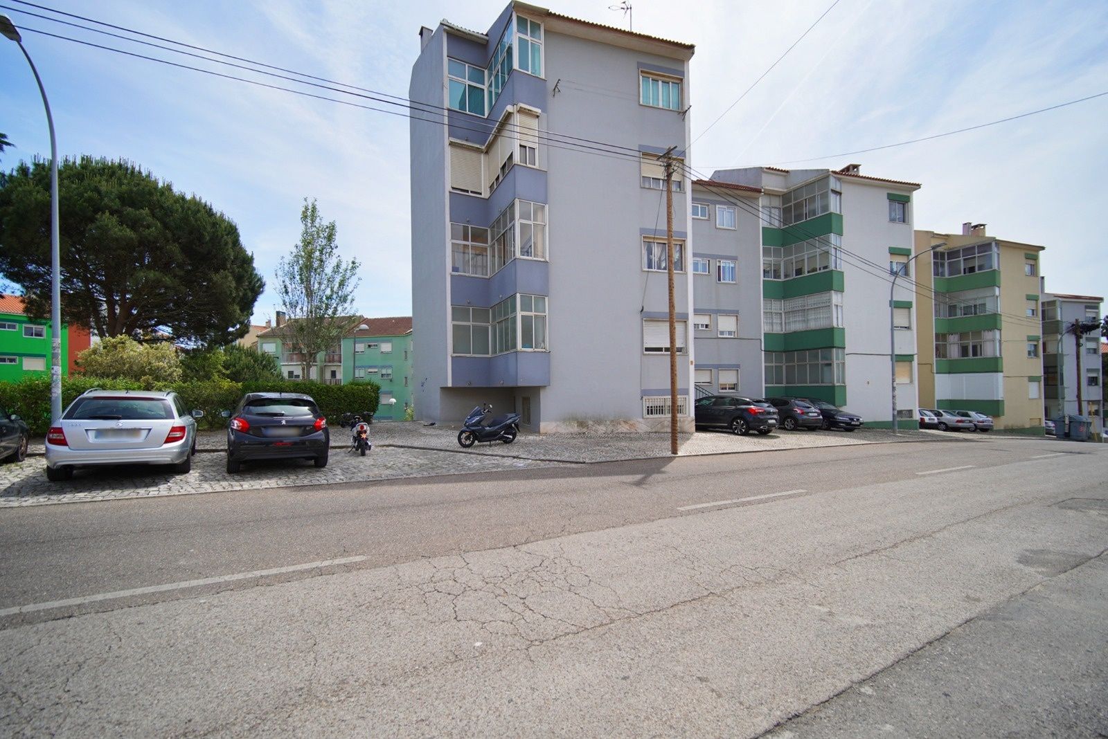 Apartamento Com Dois Armazéns