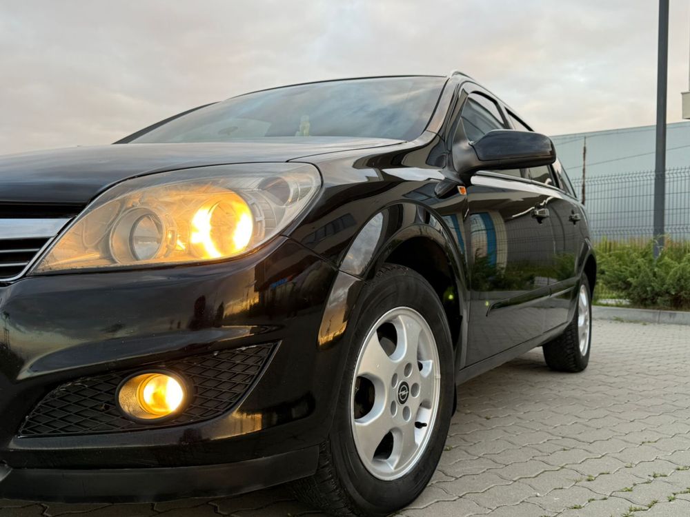 Opel Astra , у гарному стані