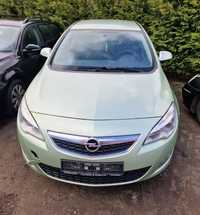 Astra j 2012 rok silnik 1.7 CDTI