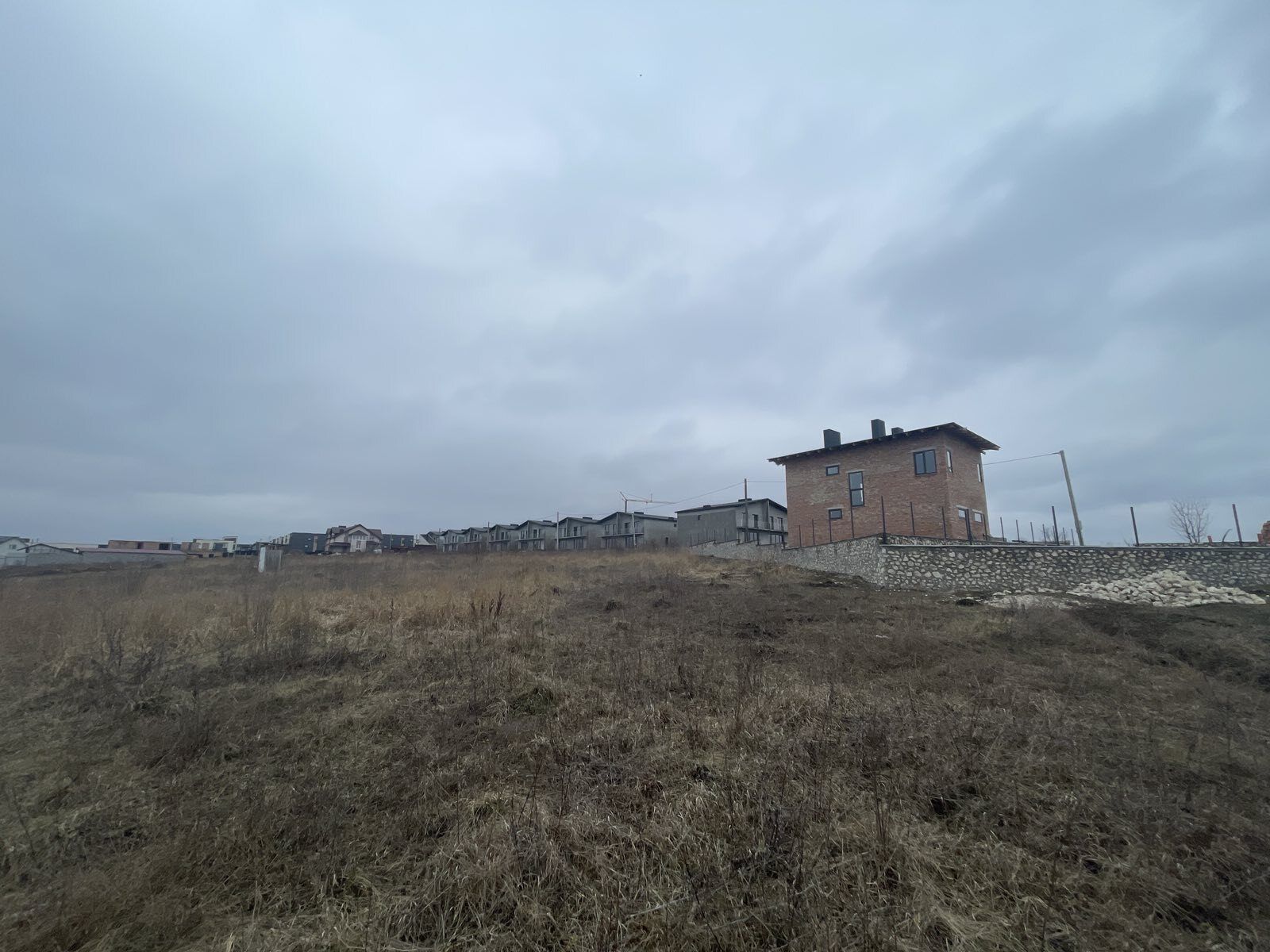 Продаж ділянки в передмісті Тернополя