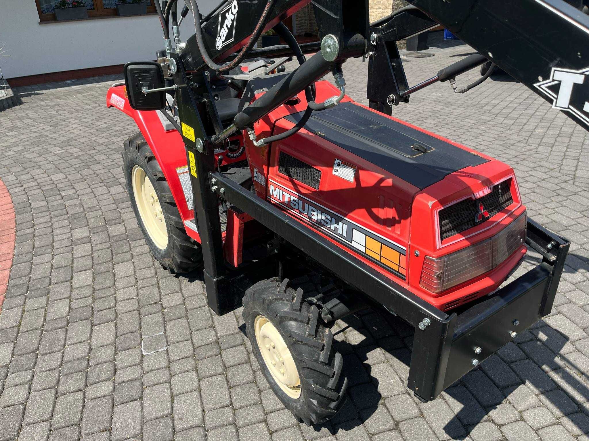 Mini traktorek 4x4 Mitsubishi MT !6