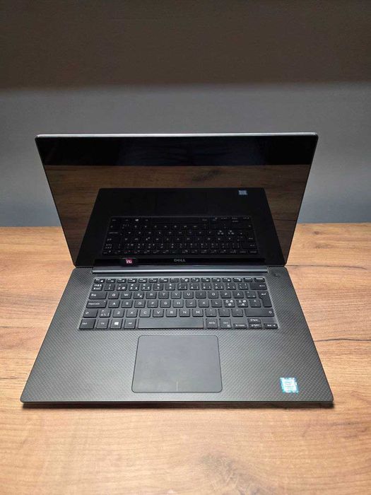 Ноутбук Dell XPS 15 9560 15.6" TOUCH 4K i7-7700HQ/16ГБ/512 ГБ/GTX 1050
