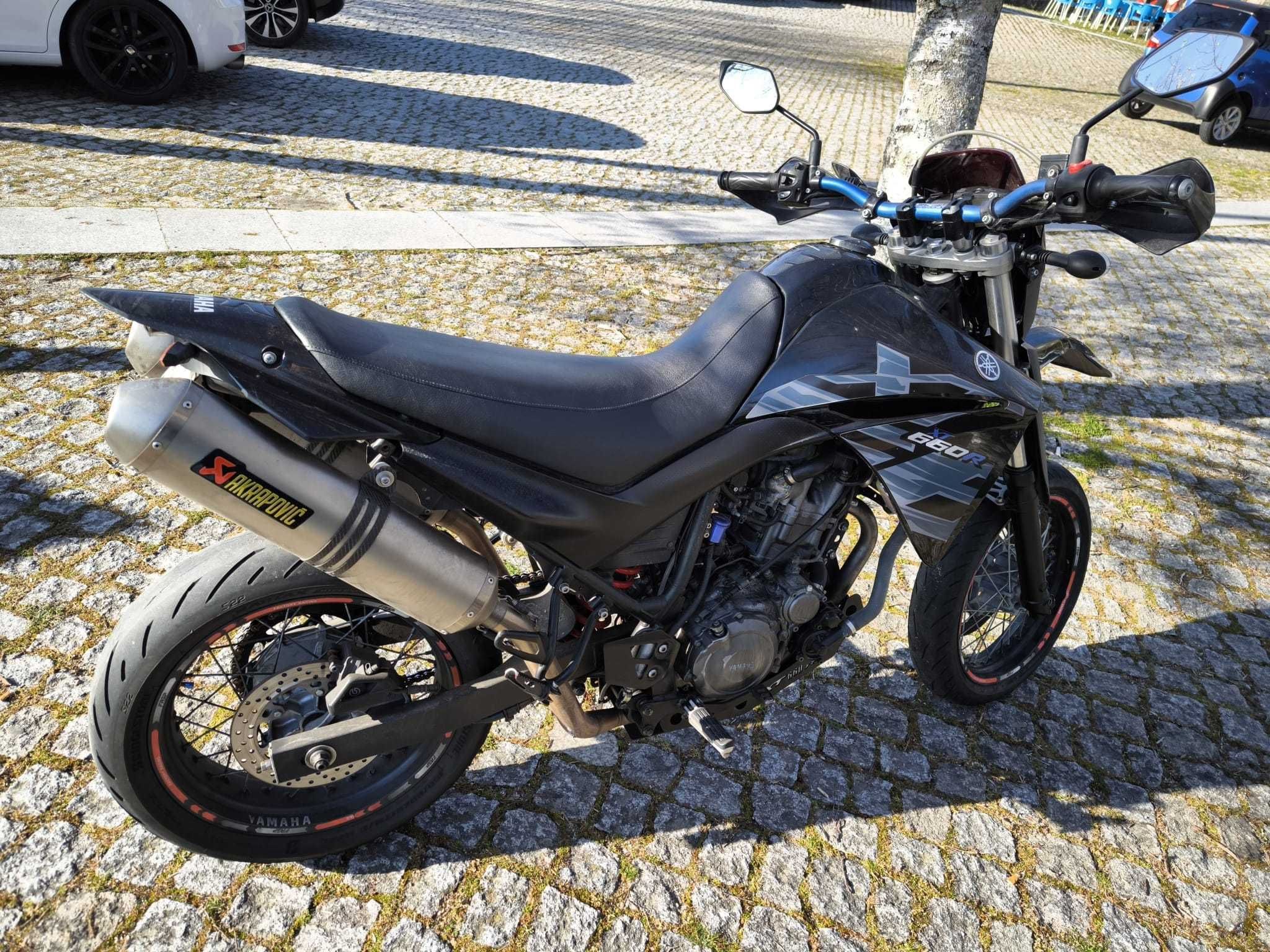Yamaha XT 660 X - Ponteiras Akrapovic