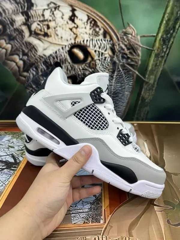 Buty do koszykówki Jordan 4 Retro Military, rozmiar 41